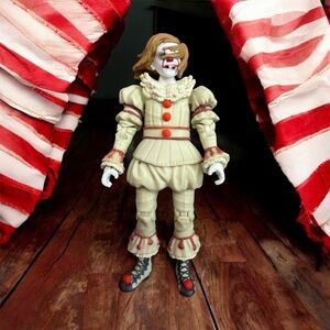 Spooky Pennywise Clown Action Figure - Cream and Red